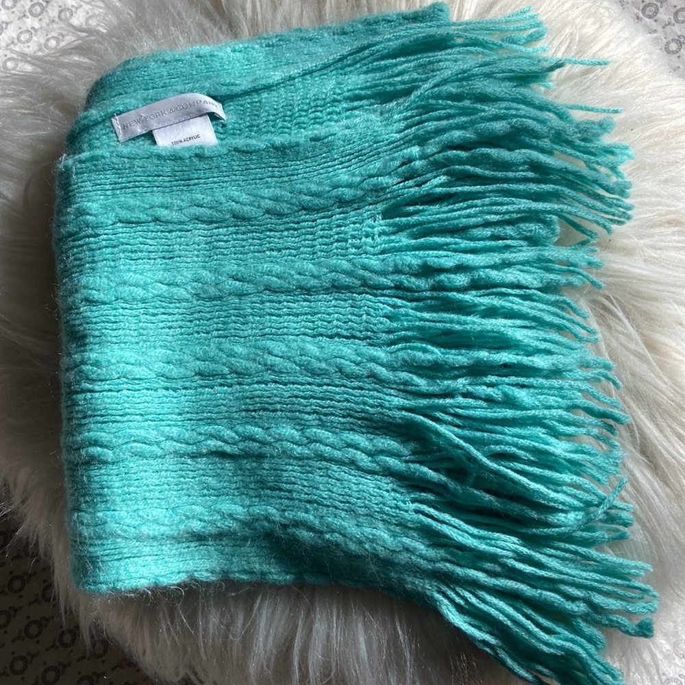 New York and Company soft scarf
